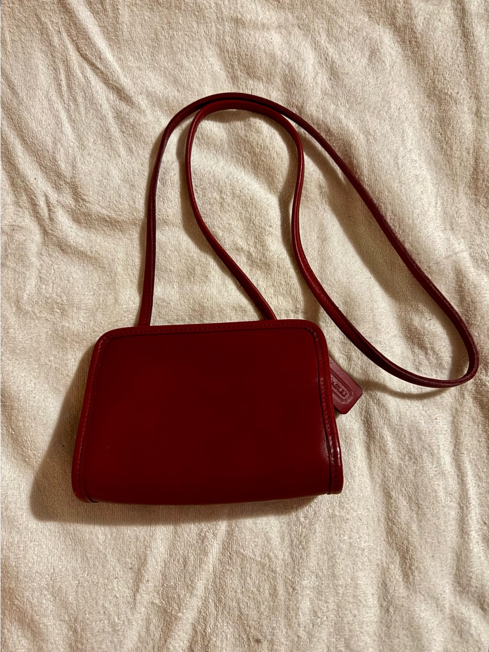 Coach Vintage Disco Red Leather Crossbody 9048 Mini Bag Pristine